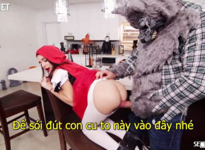 Cô bé quàng khăn đỏ cosplay bị sói hung hãn đụ mạnh bạo đến sướng điên cuồng